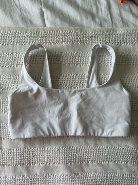 OFFLINE by Aerie Everyday White Scoop Sports Bra